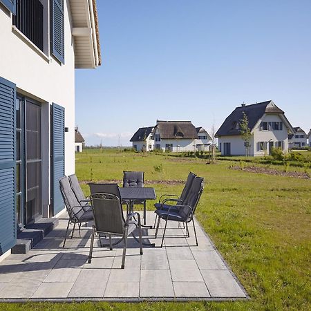 Reetland Am Meer - Premium Reetdachvilla Mit 3 Schlafzimmern, Sauna, Kamin Und Massagesessel F05 Dranske Exterior foto