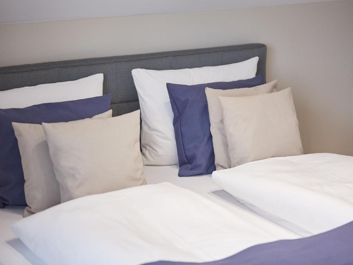 Reetland Am Meer - Premium Reetdachvilla Mit 3 Schlafzimmern, Sauna, Kamin Und Massagesessel F05 Dranske Exterior foto