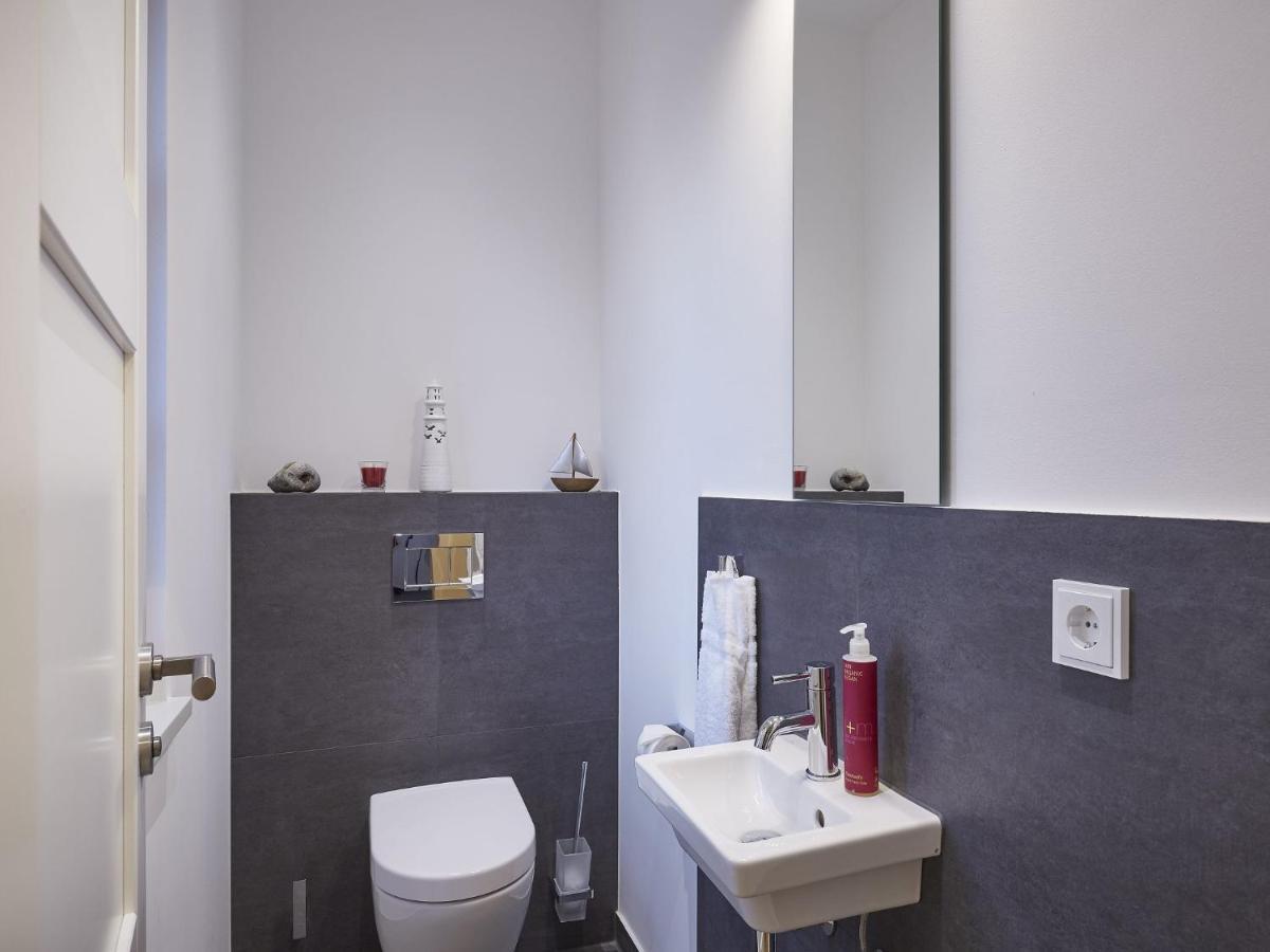 Reetland Am Meer - Premium Reetdachvilla Mit 3 Schlafzimmern, Sauna, Kamin Und Massagesessel F05 Dranske Exterior foto